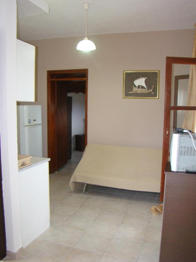 Vour 52 Apartment Vourvourou Exterior photo