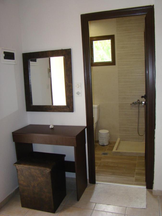 Vour 52 Apartment Vourvourou Exterior photo